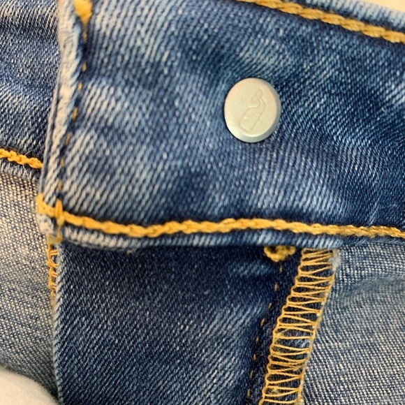 Vineyard Vines Skinny Leg Jeans - Picture 6 of 8